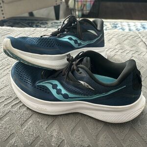 Saucony Ride 15 men’s 9.5, women’s 11.5